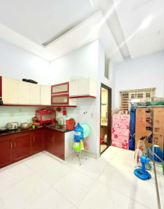 Bán nhà gấp bán : Diện Tích lớn hơn 70m2 chỉ Hơn 3 tỷ , Gần Trung Tâm Bình Tân